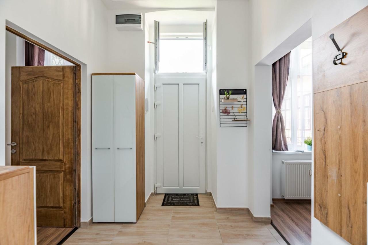 Central Kira Apartment Budapešť Exteriér fotografie